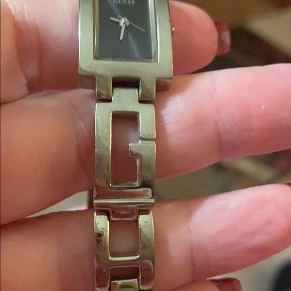 Guess watch silver with black inlay! - Picture 2 of 3